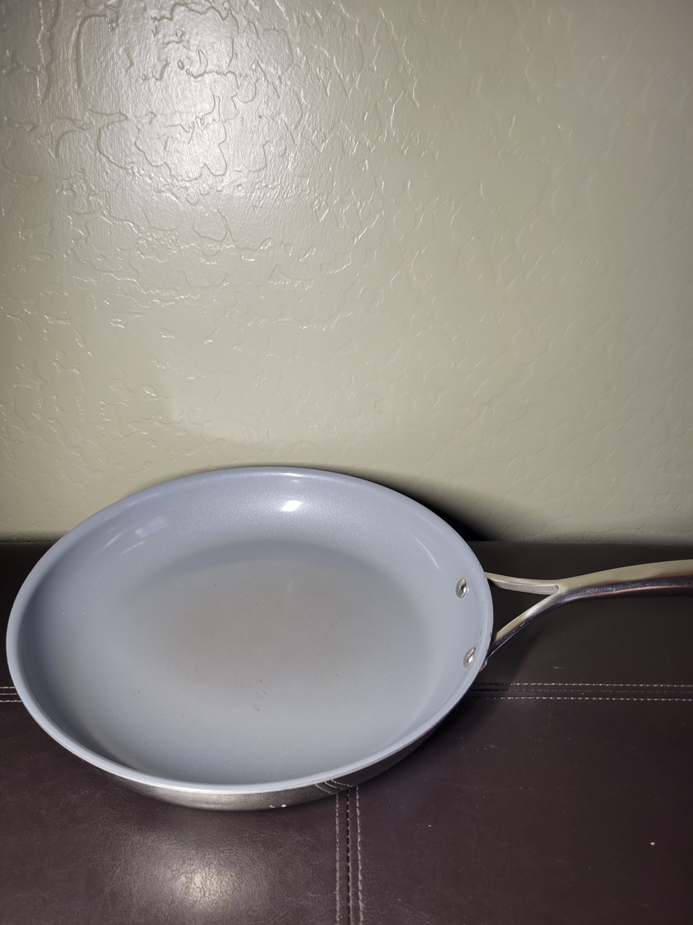 Zwillings J.A. Henckels 12" Skillet - Picture 3 of 9